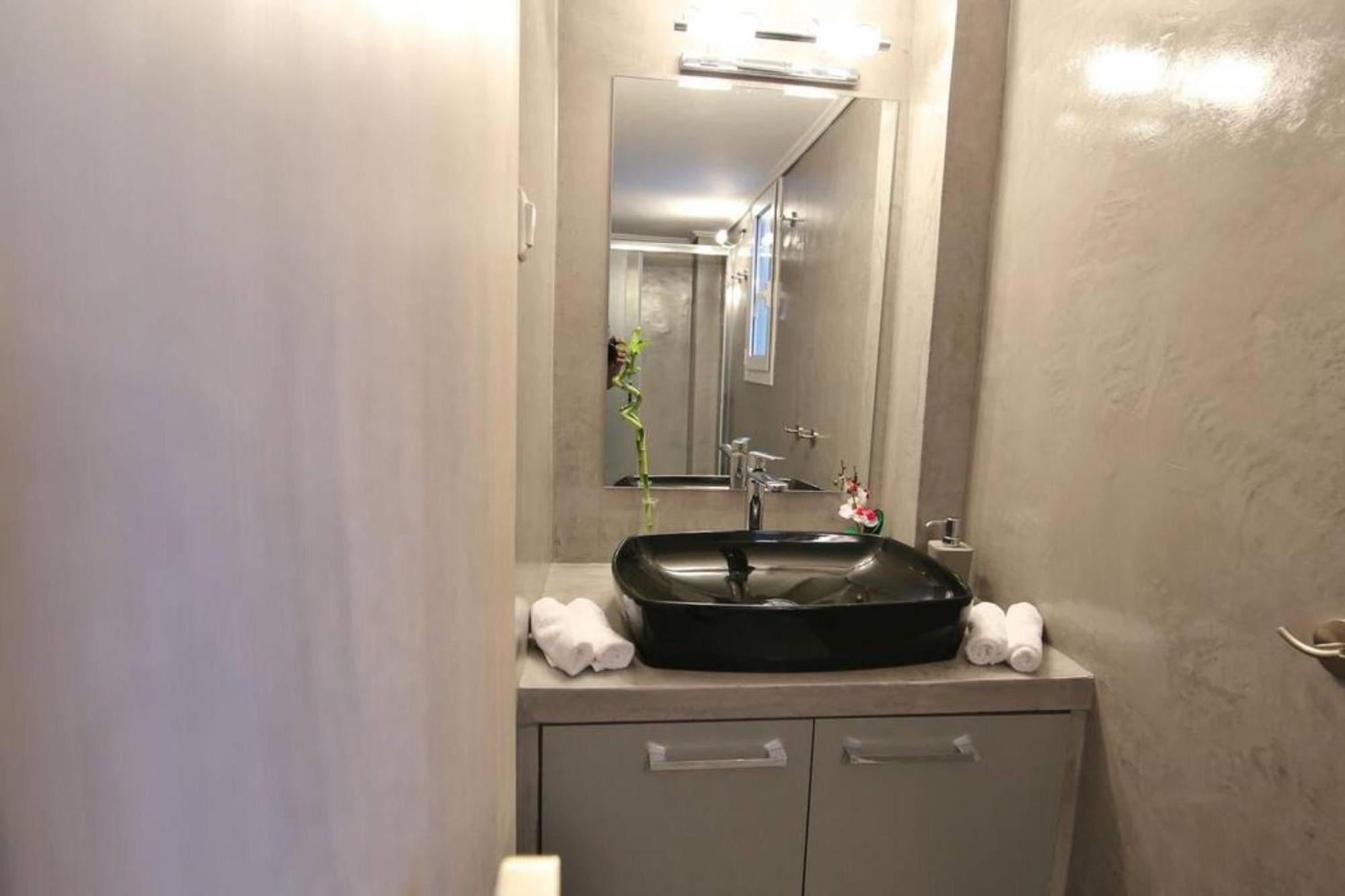 Penthouse Lux Flat With 2 Bd Next To Larissis Apartment Atena Exterior foto