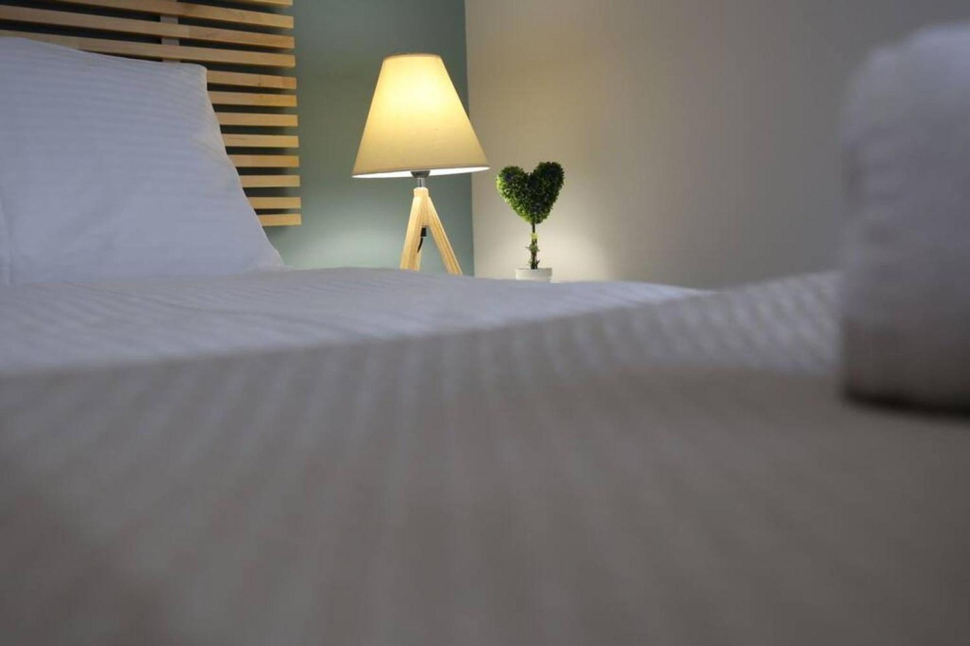 Penthouse Lux Flat With 2 Bd Next To Larissis Apartment Atena Exterior foto