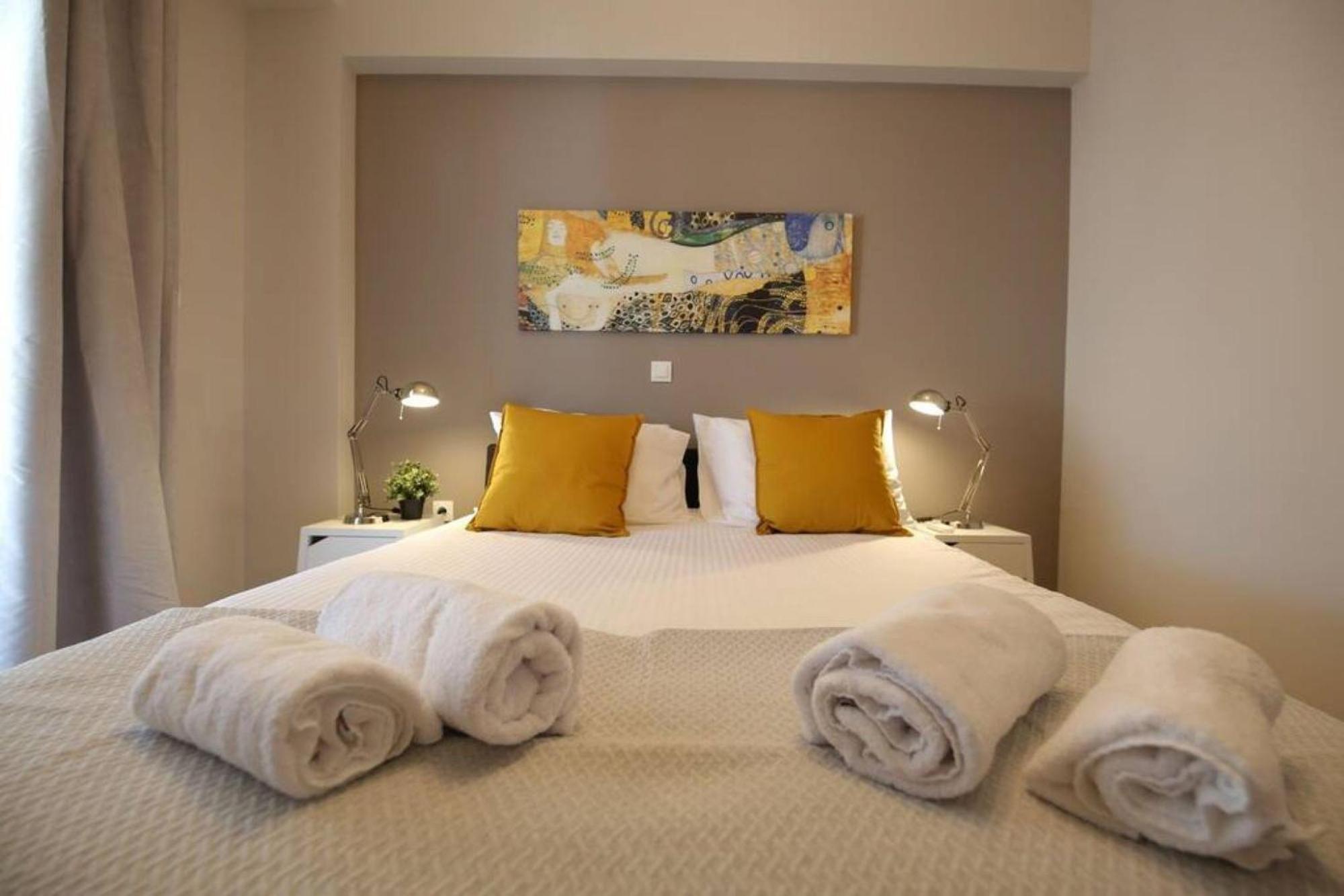 Penthouse Lux Flat With 2 Bd Next To Larissis Apartment Atena Exterior foto