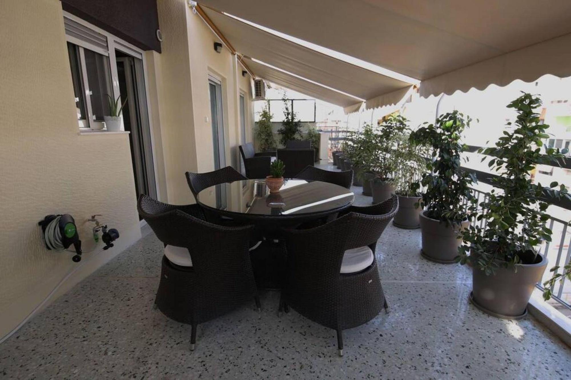 Penthouse Lux Flat With 2 Bd Next To Larissis Apartment Atena Exterior foto